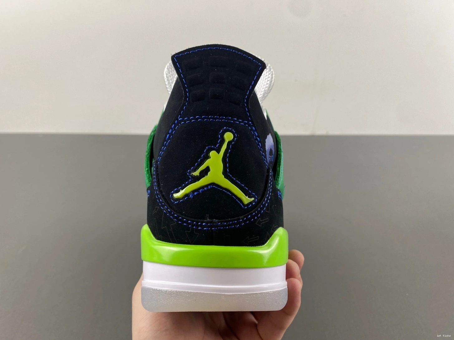 Doernbecher 4 308497-015 - Jordan Retro 0328